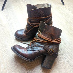 Freebird by Steven Billy Heeled Lace-up Boots - Size 9